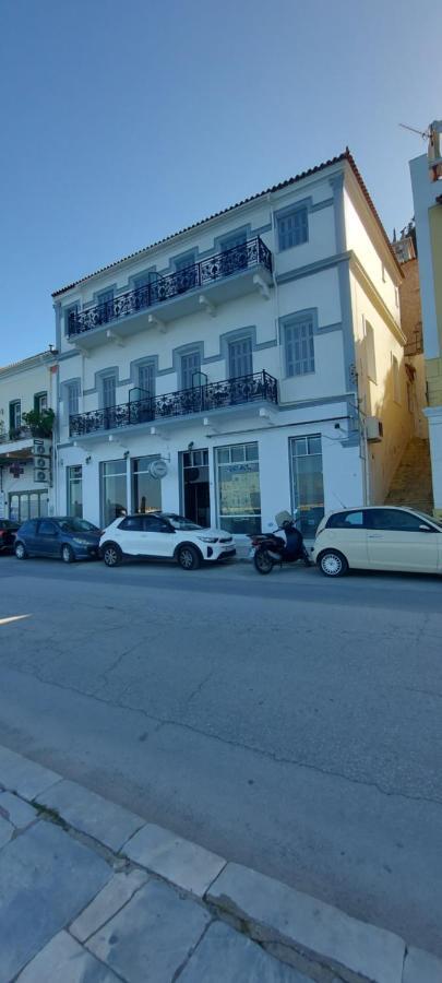 Leonidas Hotel Gythio Eksteriør billede