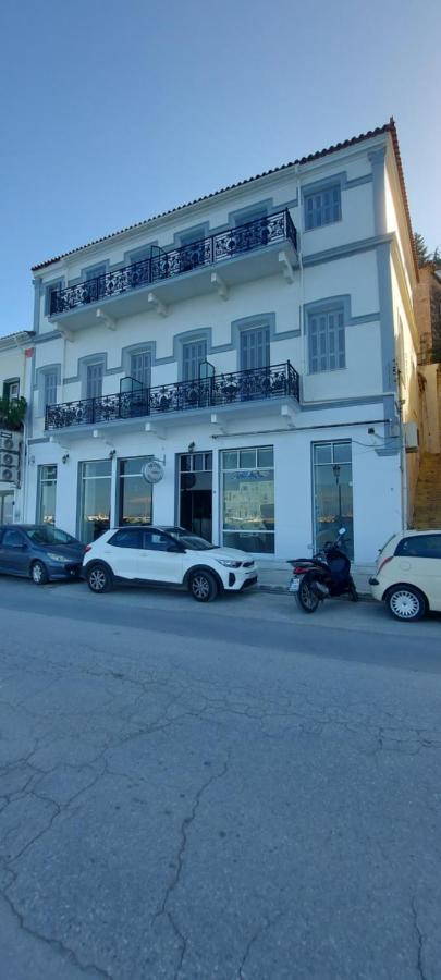 Leonidas Hotel Gythio Eksteriør billede